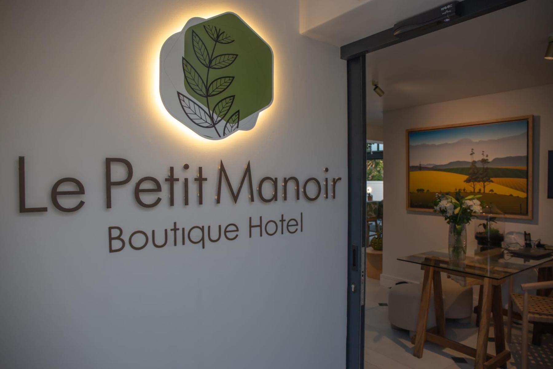 Le Petit Manoir Boutique Hotel Franschhoek Esterno foto